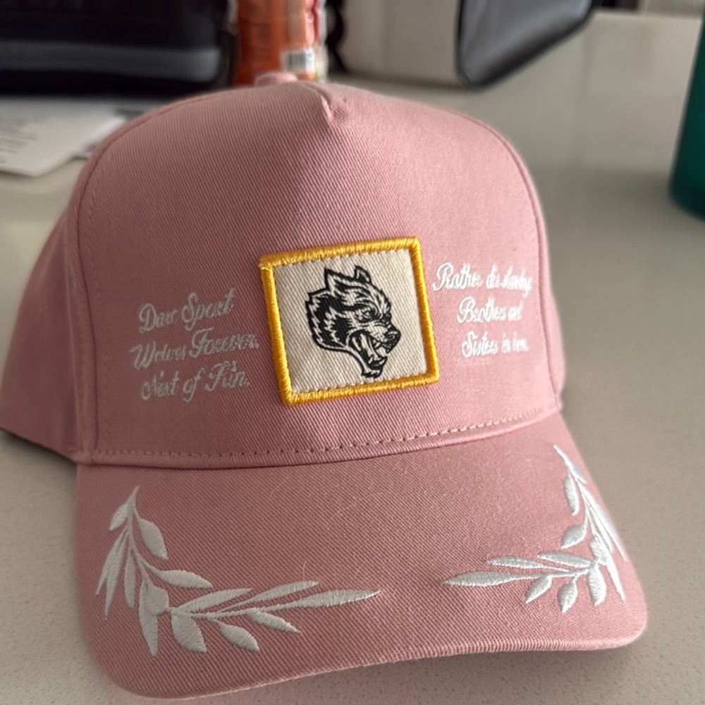 Darc Sport Wolves Hat (unisex)